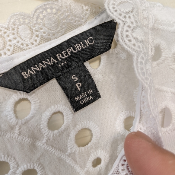Banana Republic Eyelet Dress - Picture 6 of 7